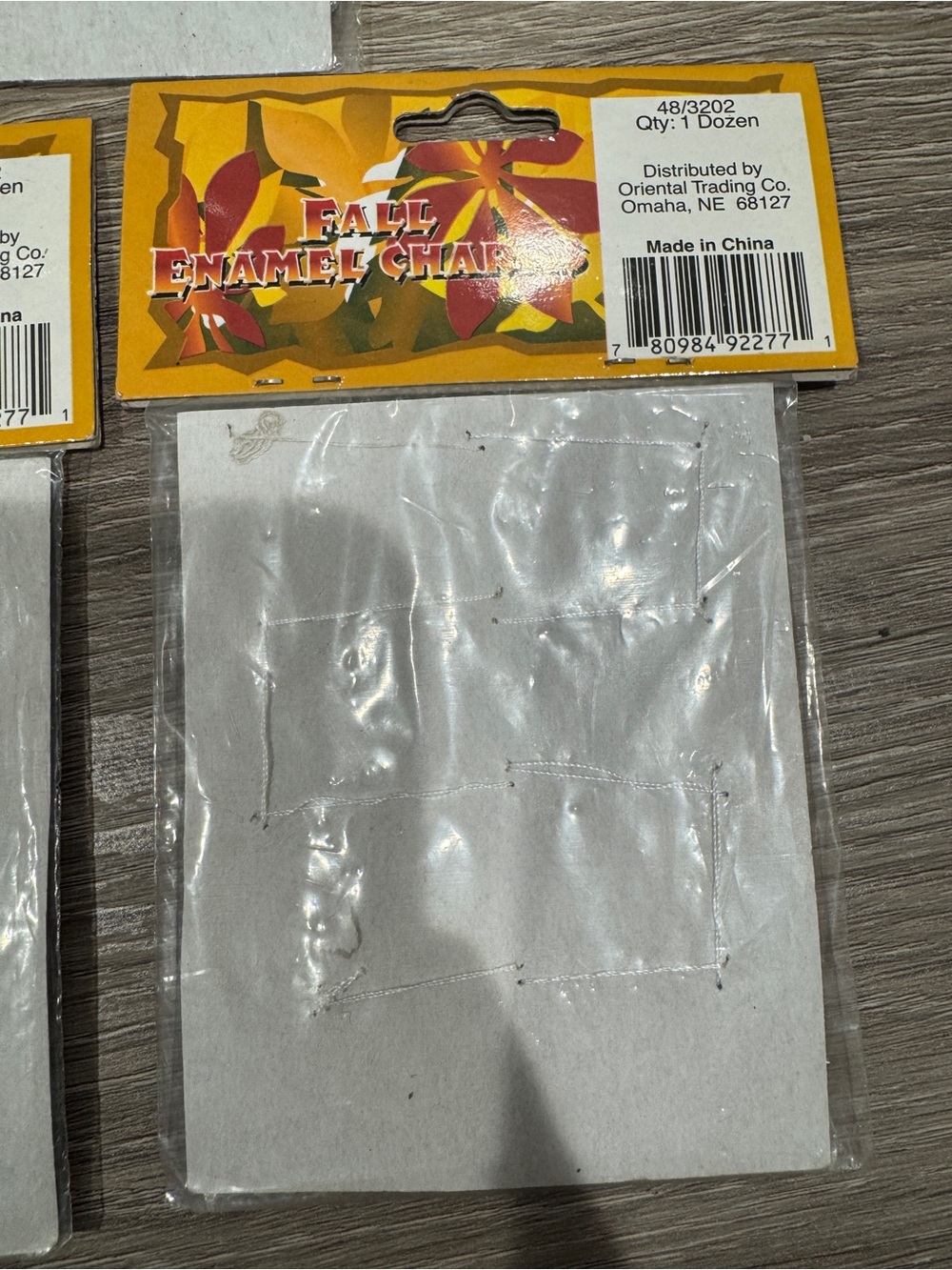 š Fall Enamel Charms - 3 New Packs Of Multi-Color Leaf Charms - Picture 14 of 16